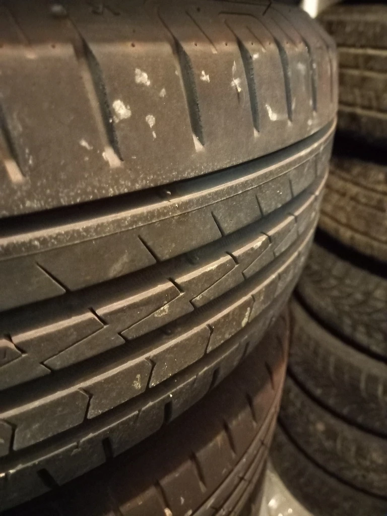 Гуми Летни 185/60R15, снимка 4 - Гуми и джанти - 49420242