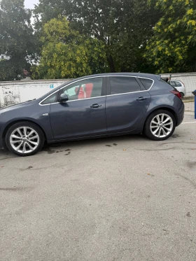 Opel Astra Колата е в перфектно състояния .Нов съединител .Но, снимка 3