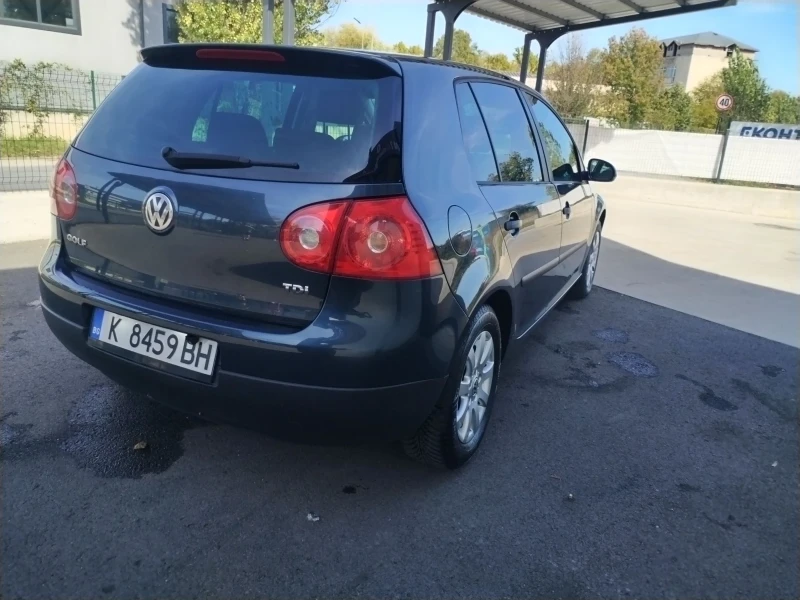 VW Golf 1.9 TDI 105, снимка 5 - Автомобили и джипове - 47511613