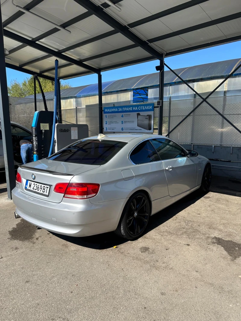 BMW 330, снимка 2 - Автомобили и джипове - 47960949