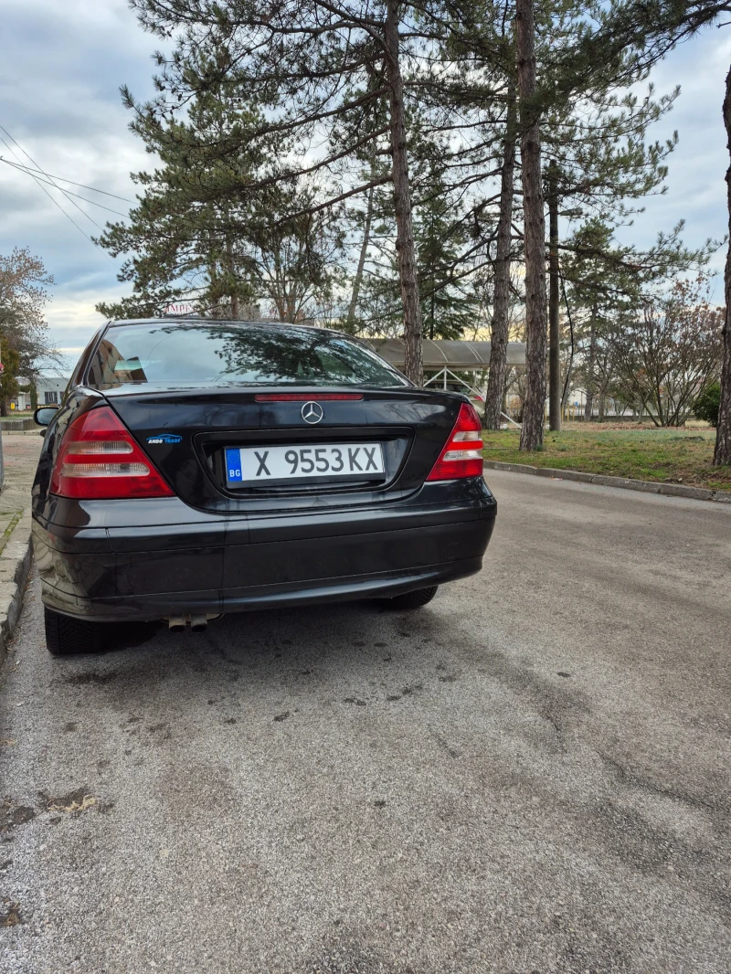 Mercedes-Benz C 200, снимка 3 - Автомобили и джипове - 48544015