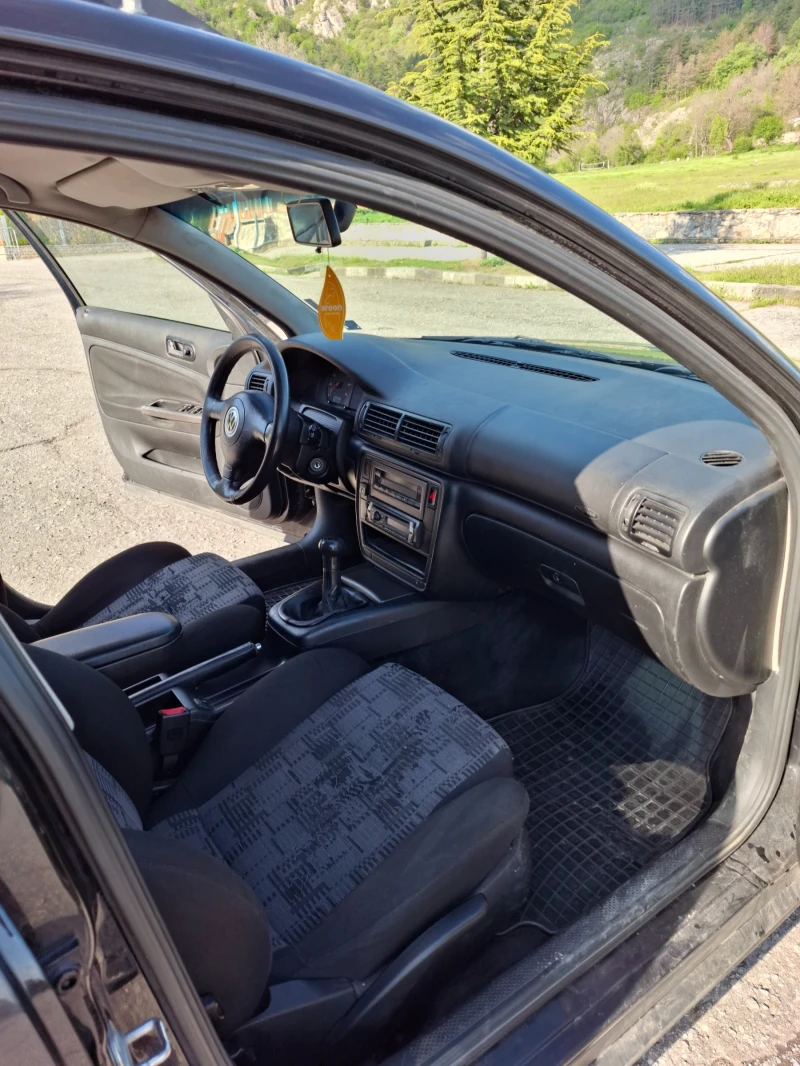 VW Passat B5 1.8T , снимка 13 - Автомобили и джипове - 51122675