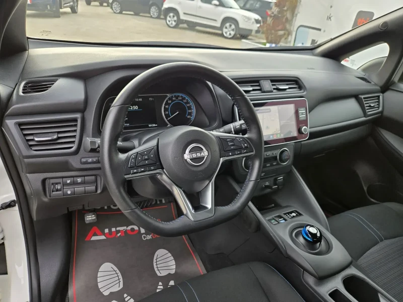 Nissan Leaf  40KW= 10.000km!!!= НЕРАЗЛИЧИМ ОТ НОВ!= DISTRONIC, снимка 8 - Автомобили и джипове - 52459262