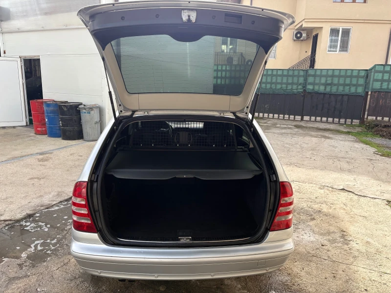 Mercedes-Benz C 220 2.2 CDI НОВ ВНОС АВТОМАТИК, снимка 10 - Автомобили и джипове - 52516632