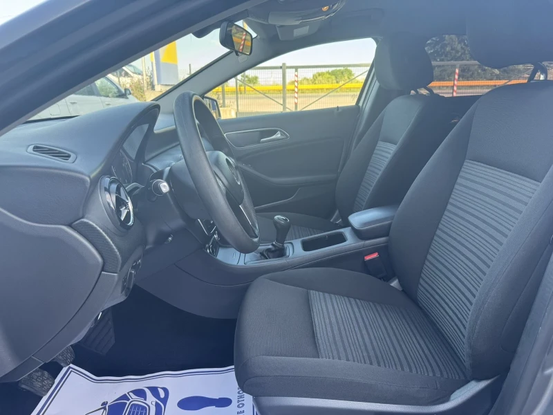 Mercedes-Benz A 180, снимка 9 - Автомобили и джипове - 53215582