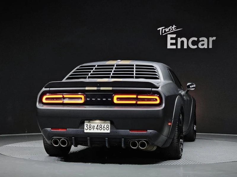 Dodge Challenger 5.7 5.7 Automatic КРАЙНА ЦЕНА: 58897 EUR, снимка 4 - Автомобили и джипове - 55967145