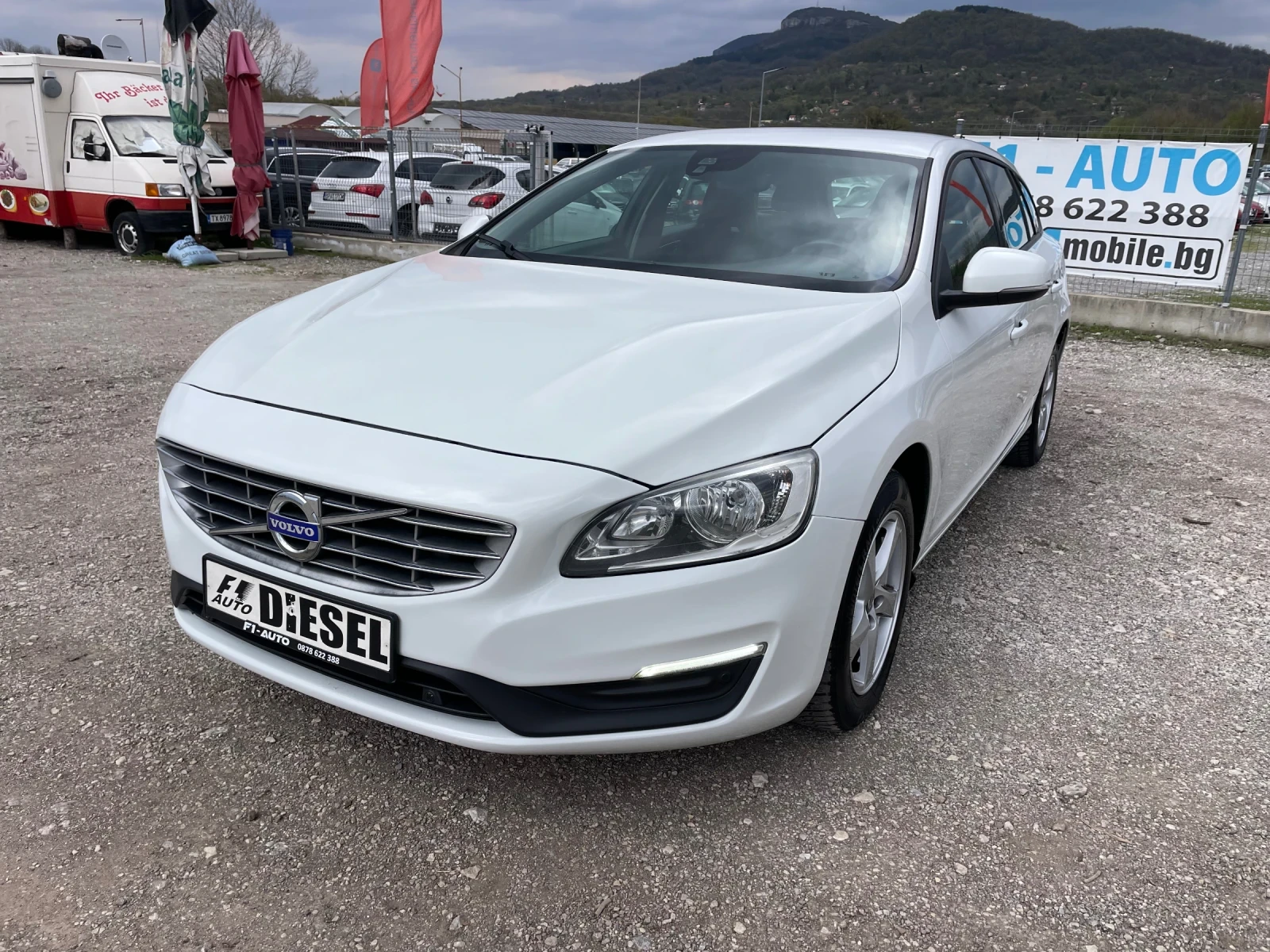 Volvo V60 2.0TDI-150-FEIS-ITALIA, снимка 1
