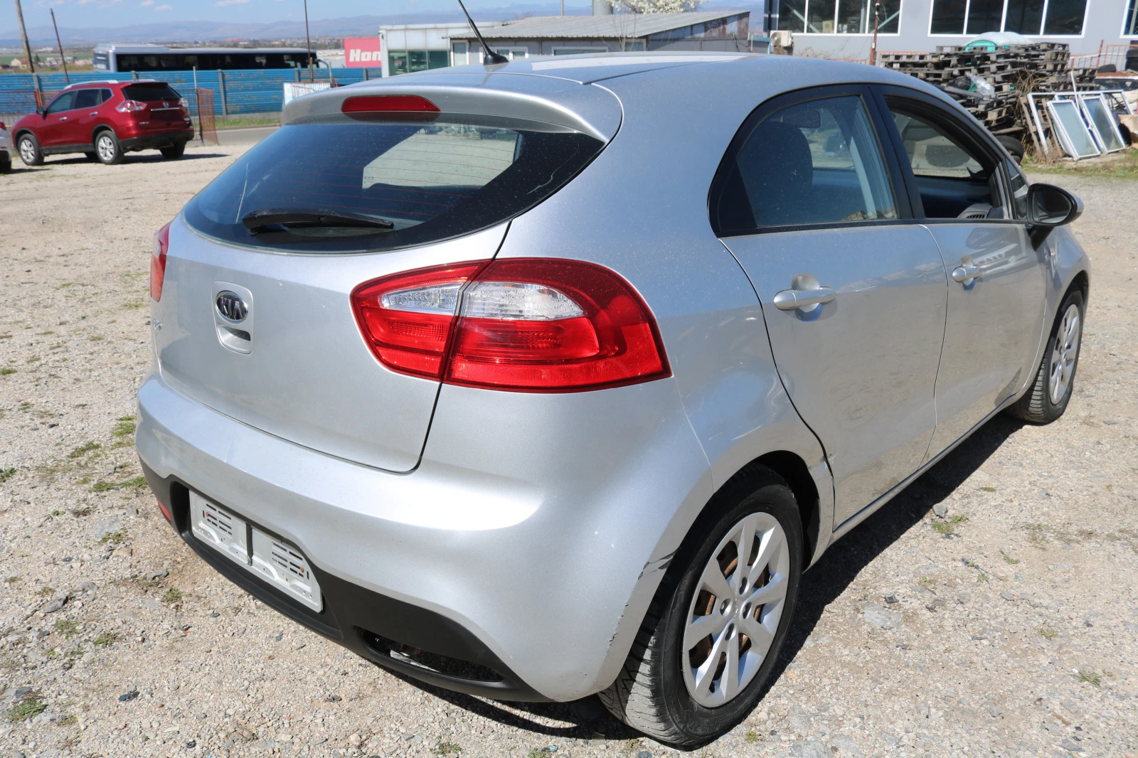 Kia Rio 1.2i - изображение 7