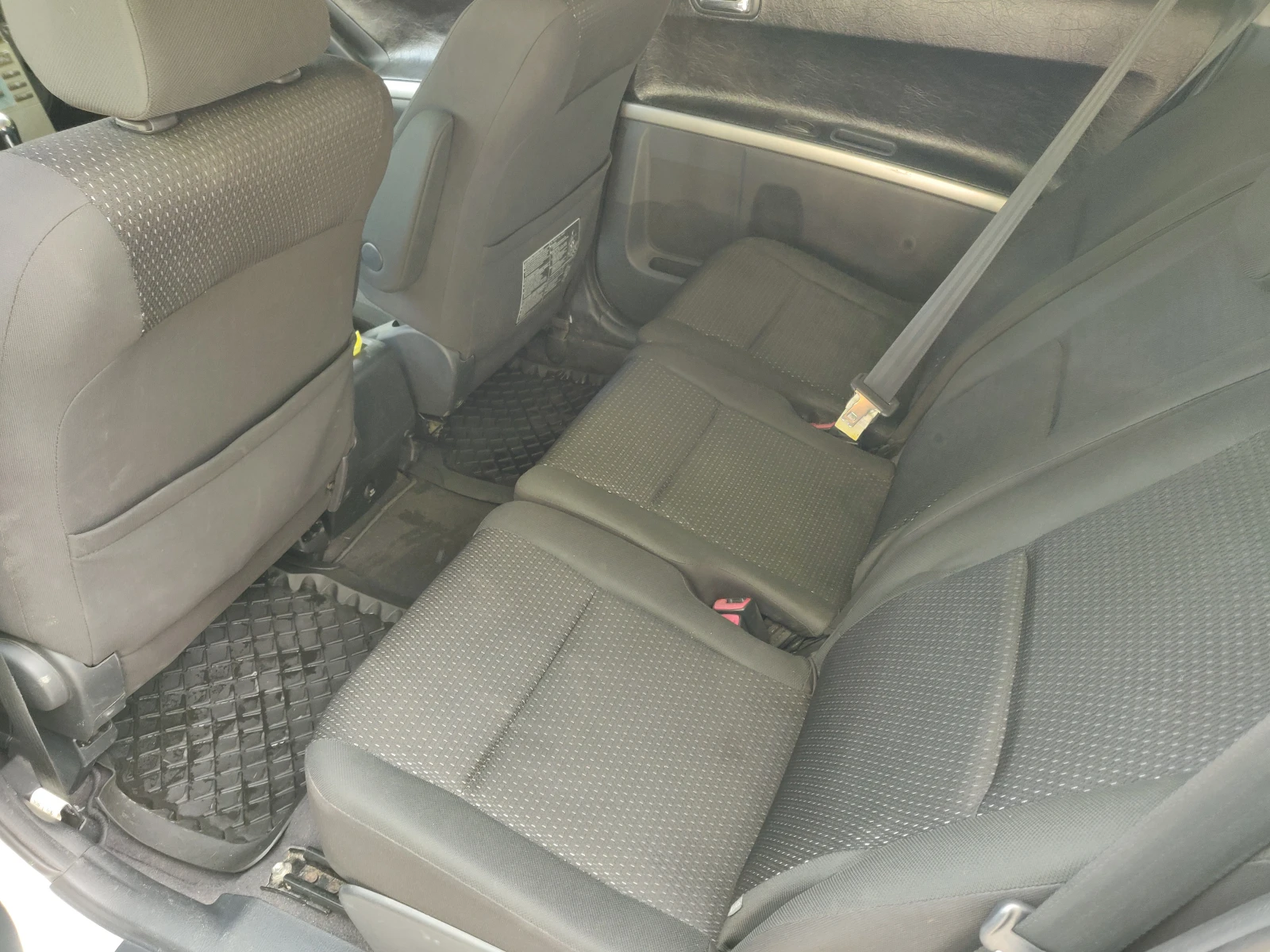 Toyota Corolla verso 2.2 D4D - изображение 7