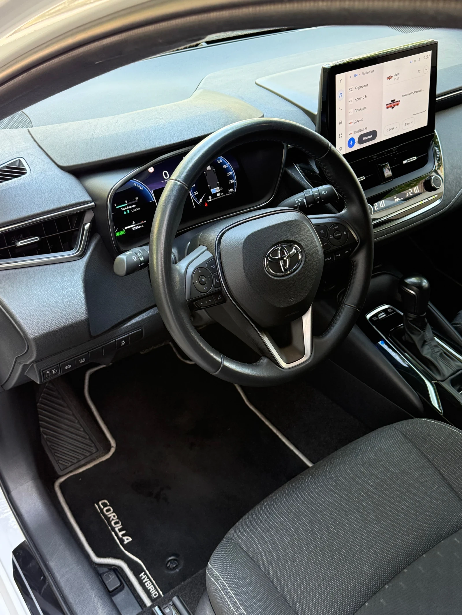 Toyota Corolla 1.8 HYBRID 140к.с 52000КМ НОВ ГАРАНЦИЯ - изображение 7
