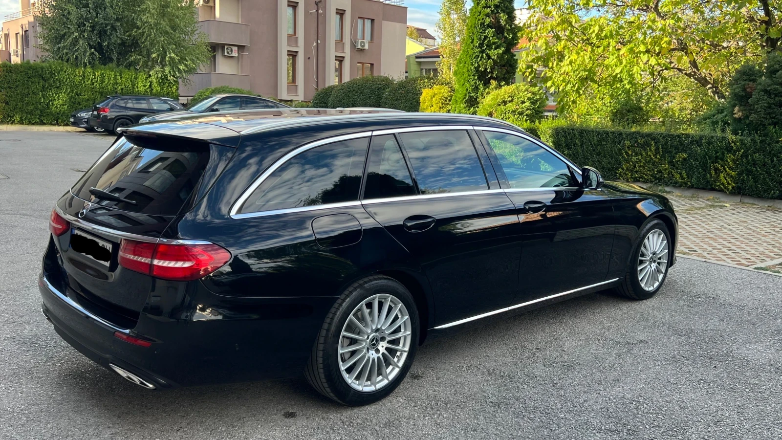 Mercedes-Benz E 220  - изображение 5