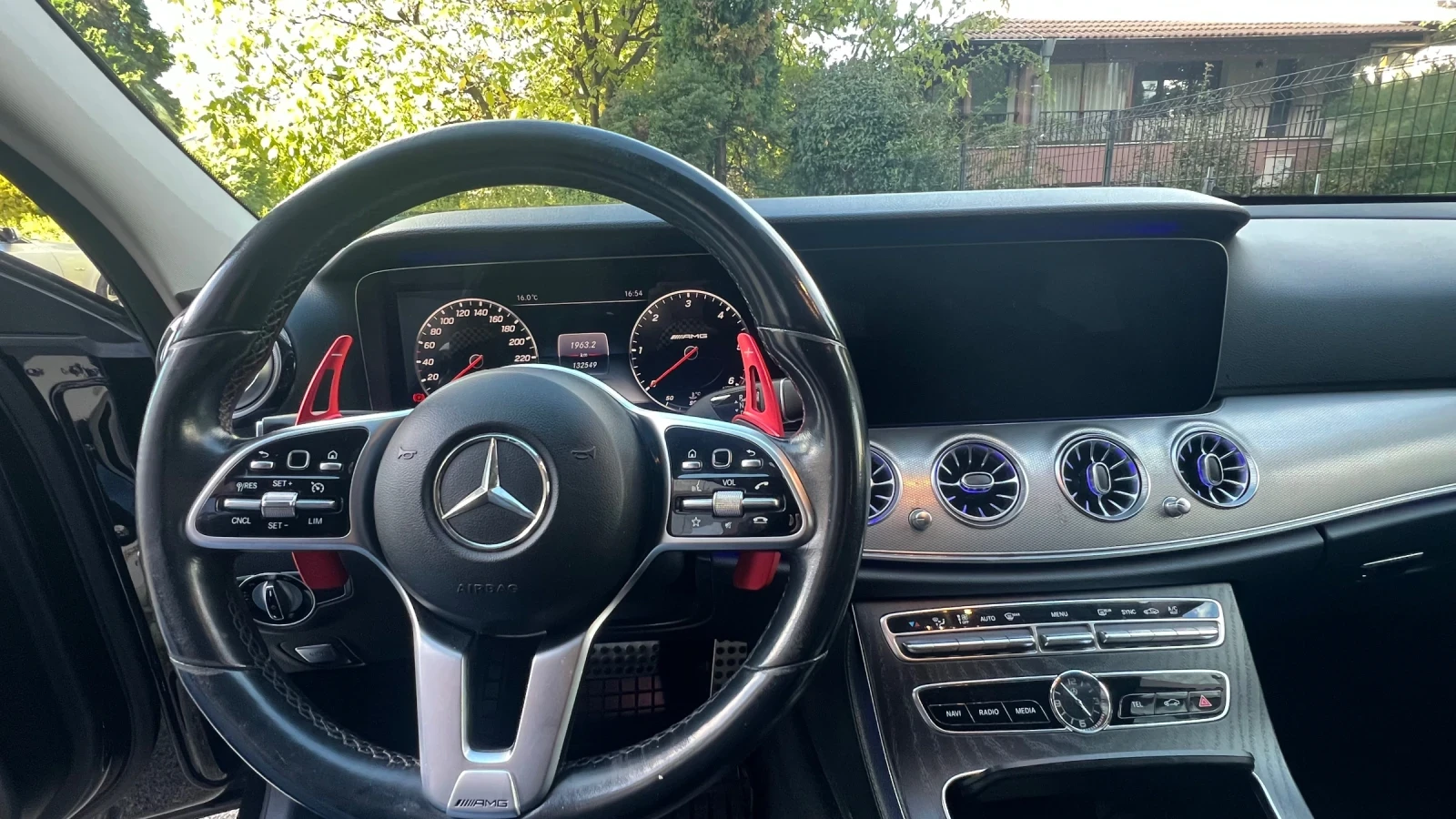 Mercedes-Benz E 220  - изображение 10