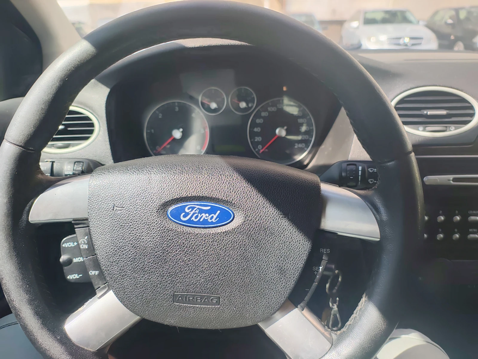 Ford Focus 2.0 TDCI GHIA, снимка 7 - Автомобили и джипове - 53765090