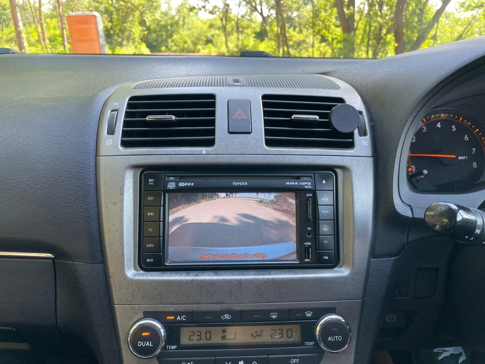 Toyota Avensis, снимка 7 - Автомобили и джипове - 53841119