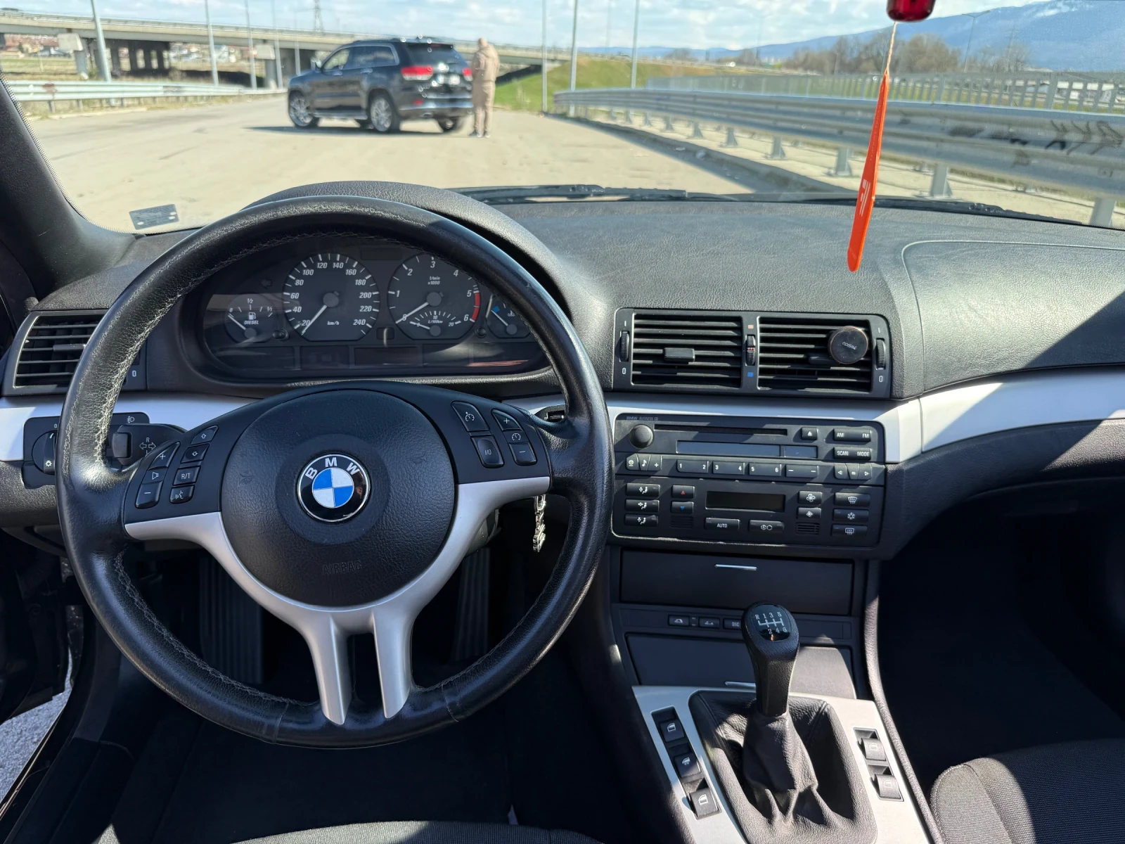 BMW 330 204 коня, снимка 4 - Автомобили и джипове - 53864959