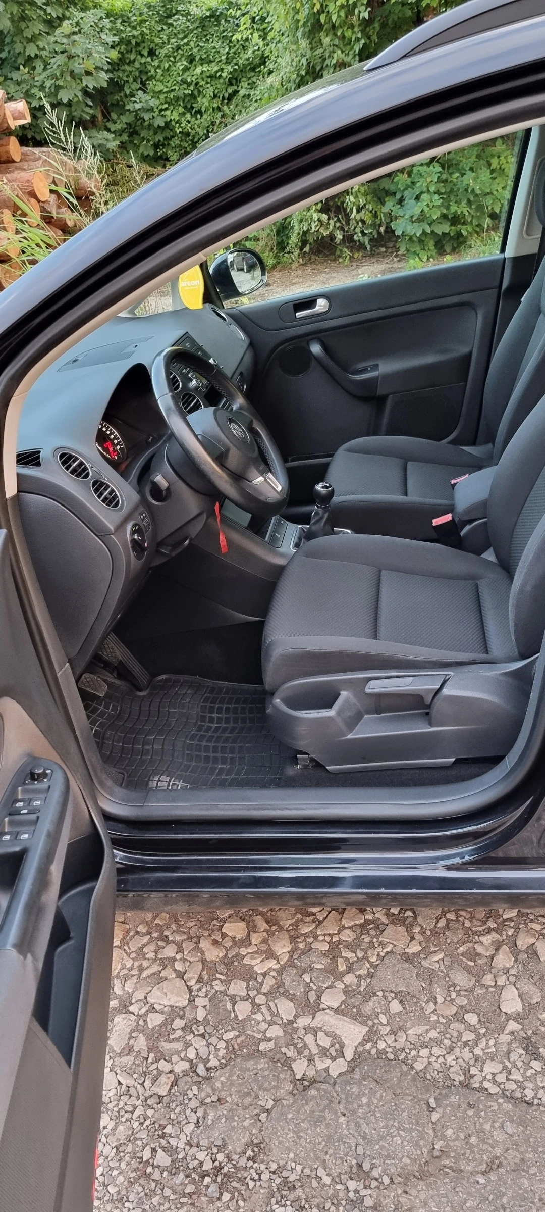 VW Golf Plus 2.0 TDI, снимка 9 - Автомобили и джипове - 54031574