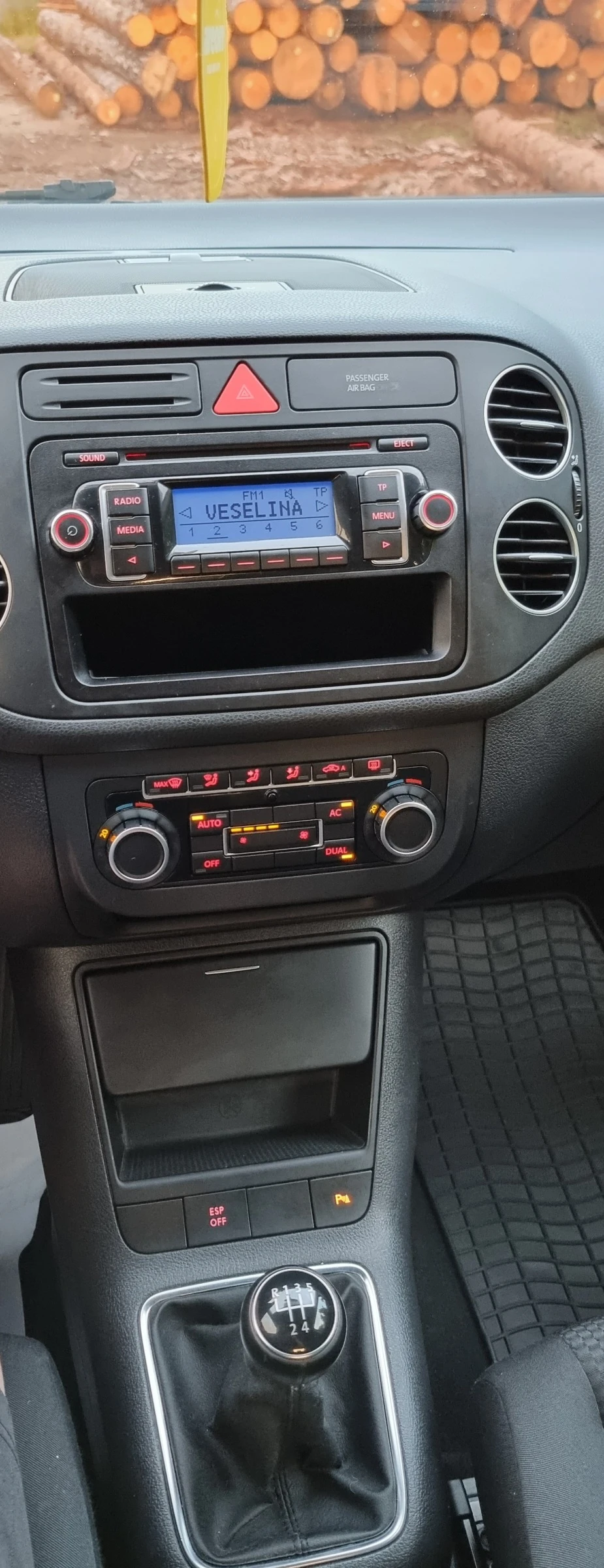 VW Golf Plus 2.0 TDI, снимка 14 - Автомобили и джипове - 54031574