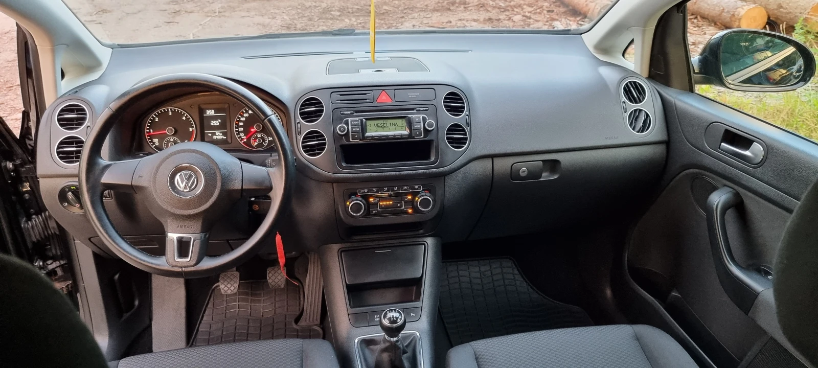 VW Golf Plus 2.0 TDI, снимка 10 - Автомобили и джипове - 54031574