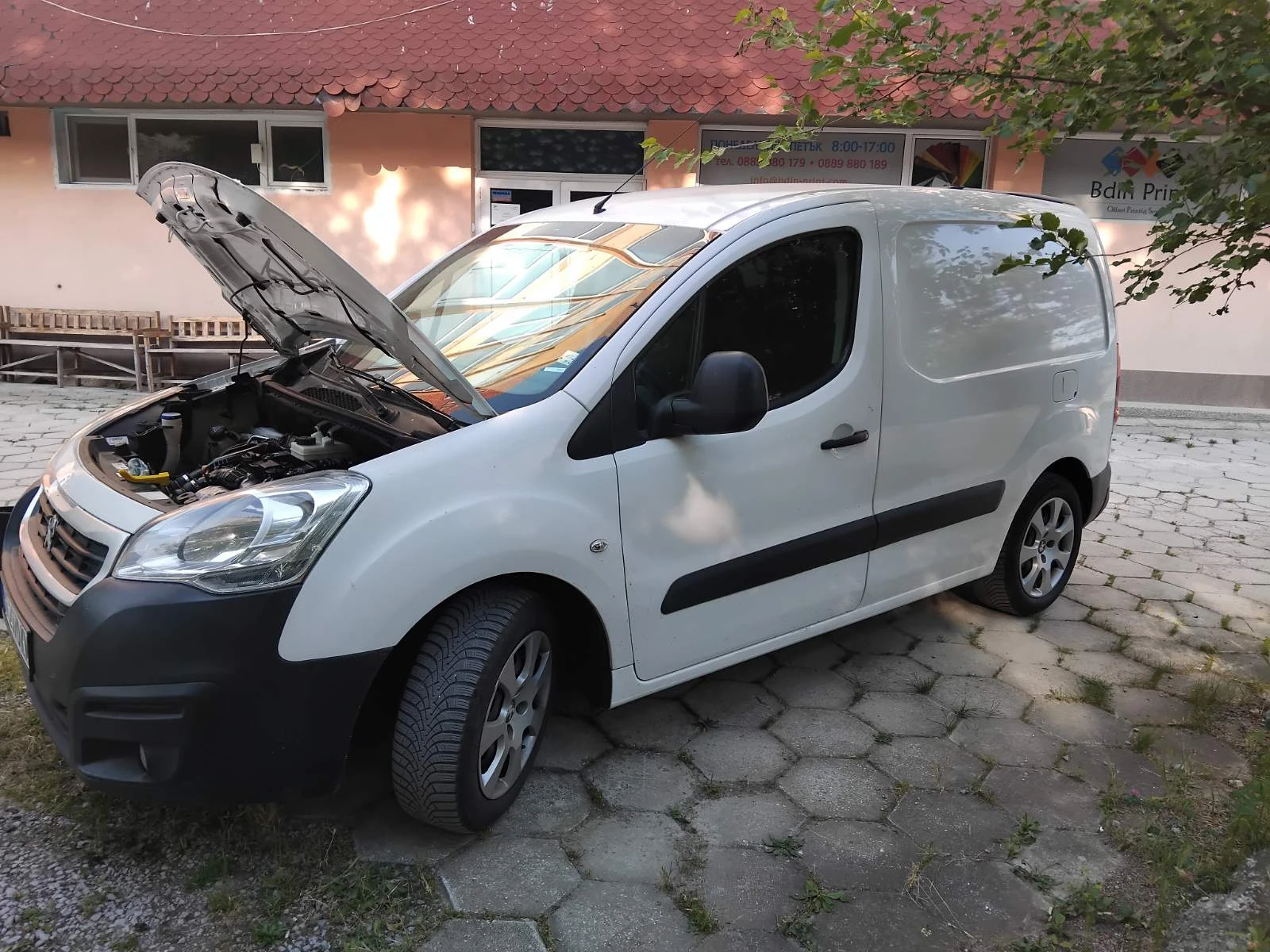 Peugeot Partner, снимка 3 - Автомобили и джипове - 54063387