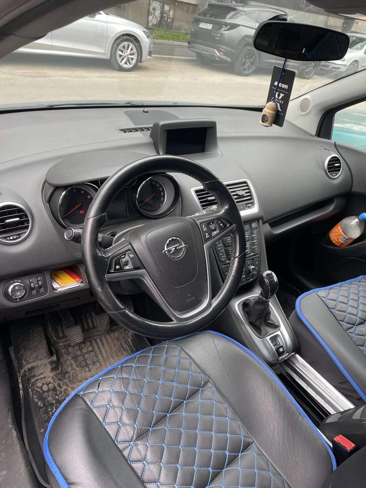 Opel Meriva B, снимка 4 - Автомобили и джипове - 54269968