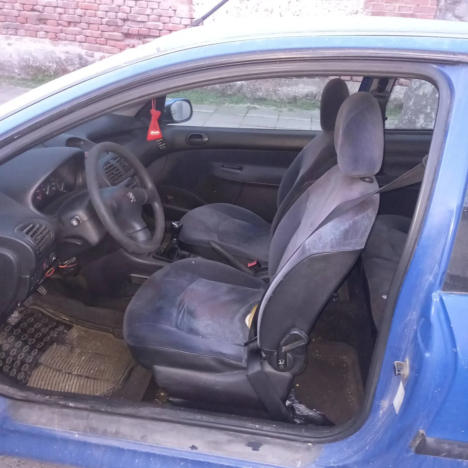 Peugeot 206, снимка 5 - Автомобили и джипове - 54341579