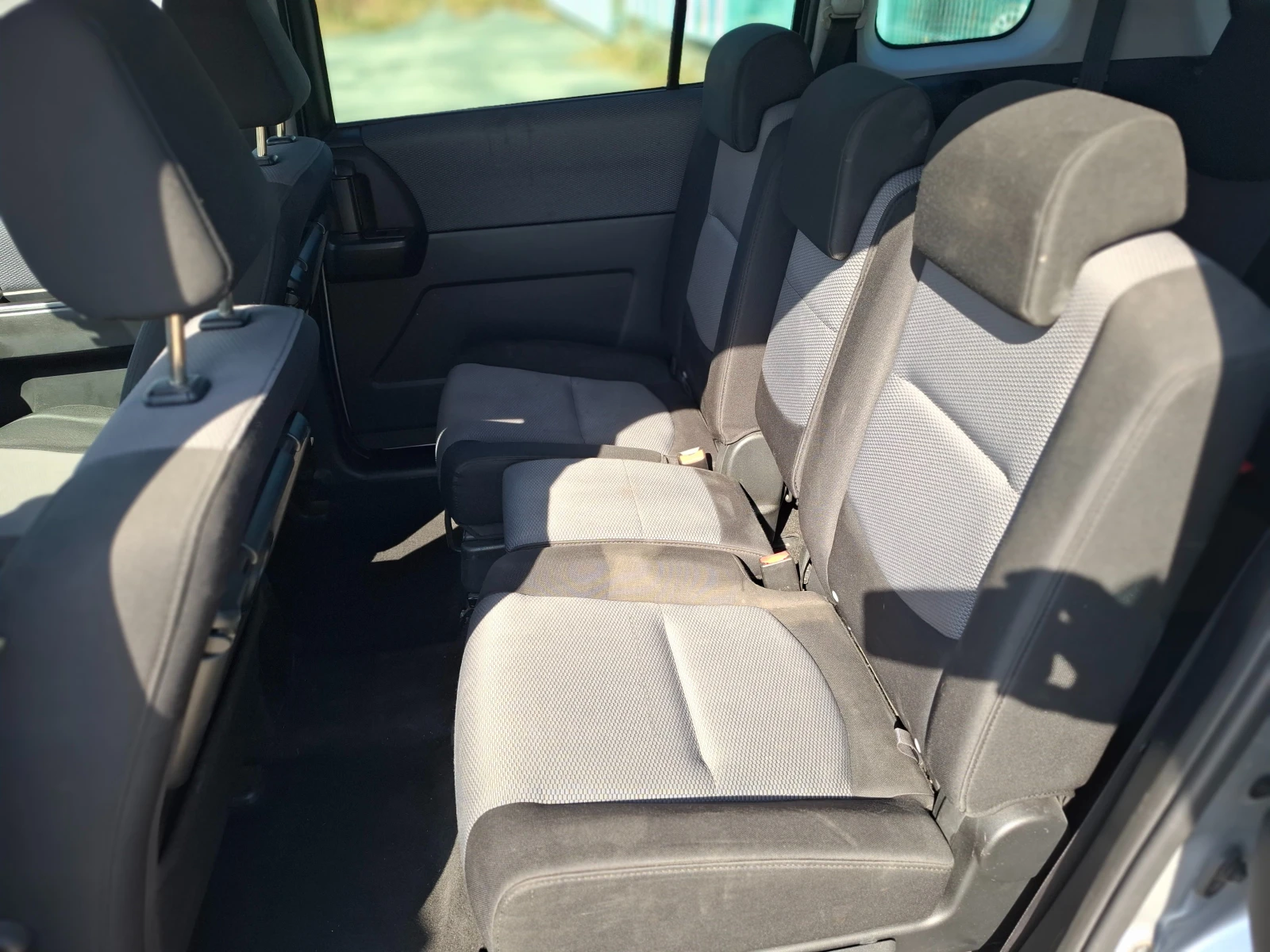 Mazda 5 1, 8i  ��� 7����� ������  | Mobile.bg � ����������� 10