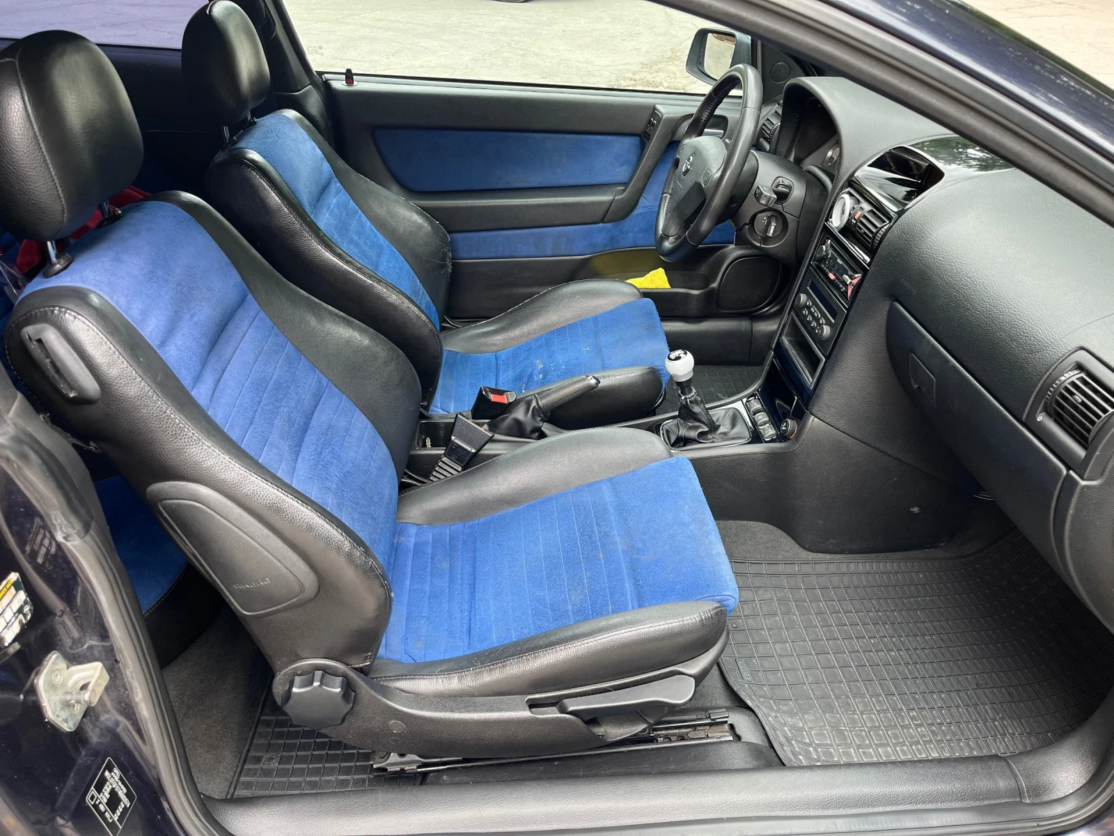 Opel Astra Bertone, снимка 7 - Автомобили и джипове - 55221471