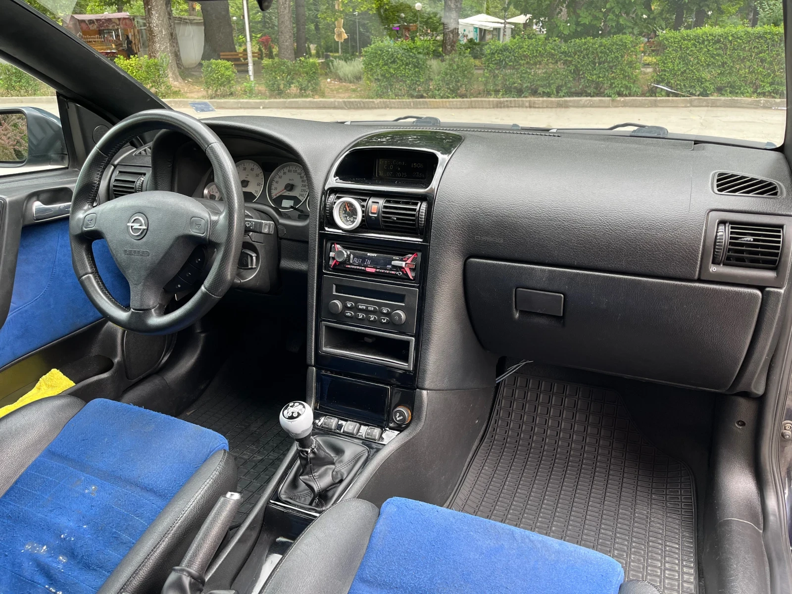 Opel Astra Bertone, снимка 8 - Автомобили и джипове - 55221471