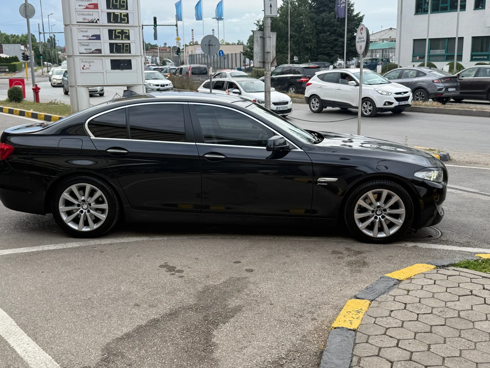 BMW 525 218 кс. Xdrive 2бр. Джанти, снимка 17 - Автомобили и джипове - 55513330