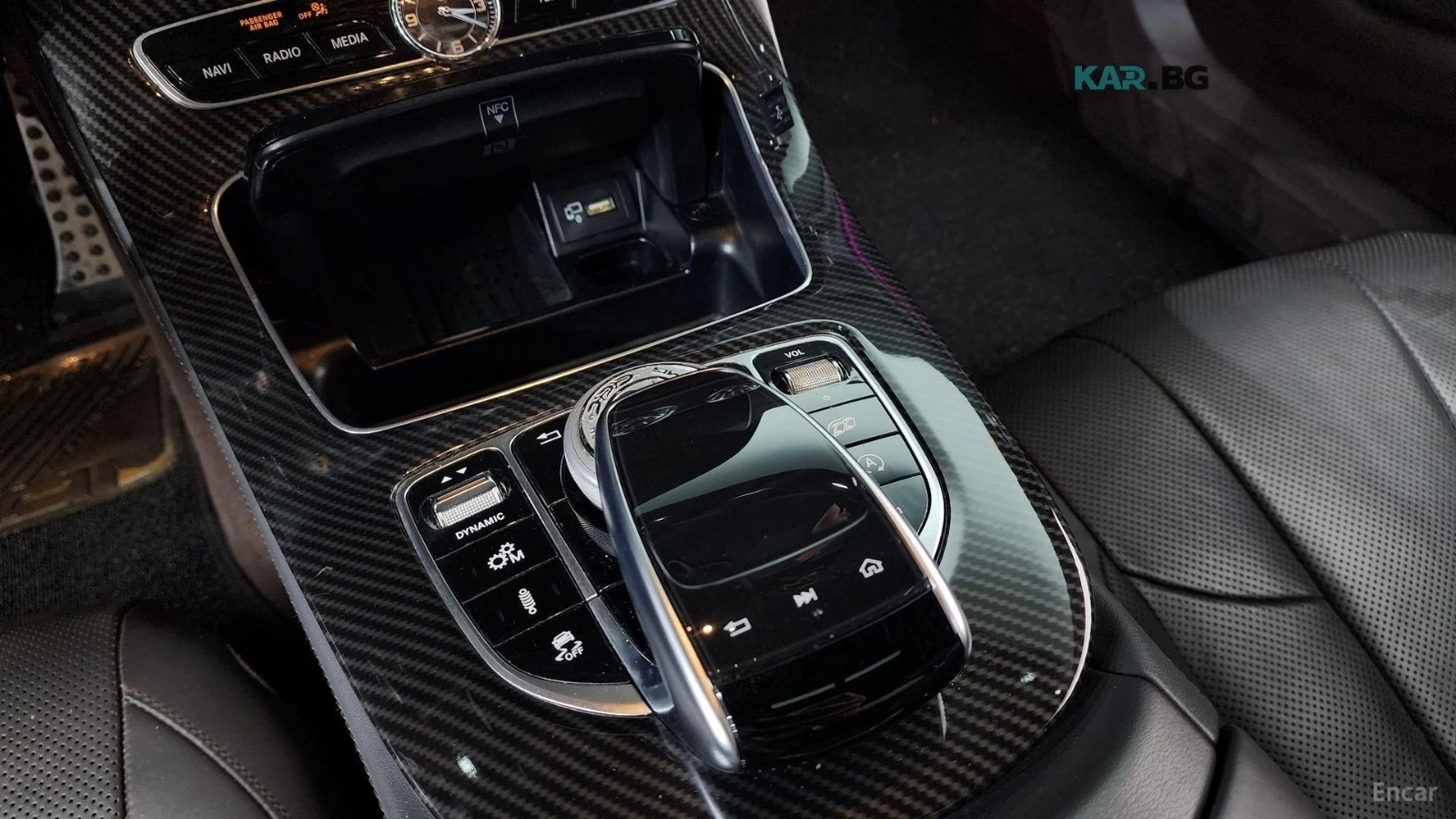 Mercedes-Benz CLS 53 AMG HUD* ECS* 360* МАСАЖИ* ПАНО, снимка 17 - Автомобили и джипове - 55796651