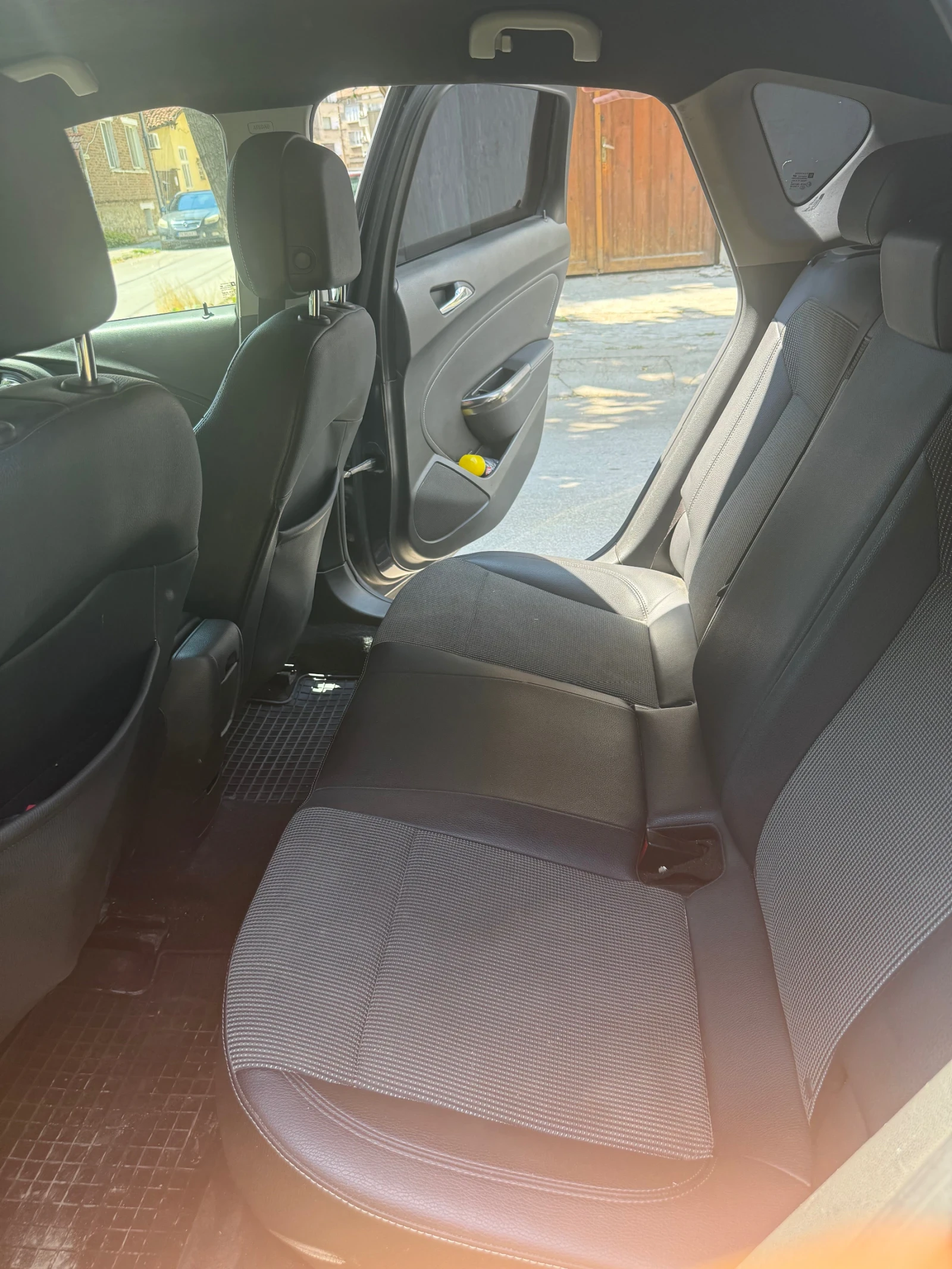 Opel Astra Колата е в перфектно състояния .Нов съединител .Но, снимка 11 - Автомобили и джипове - 56058870
