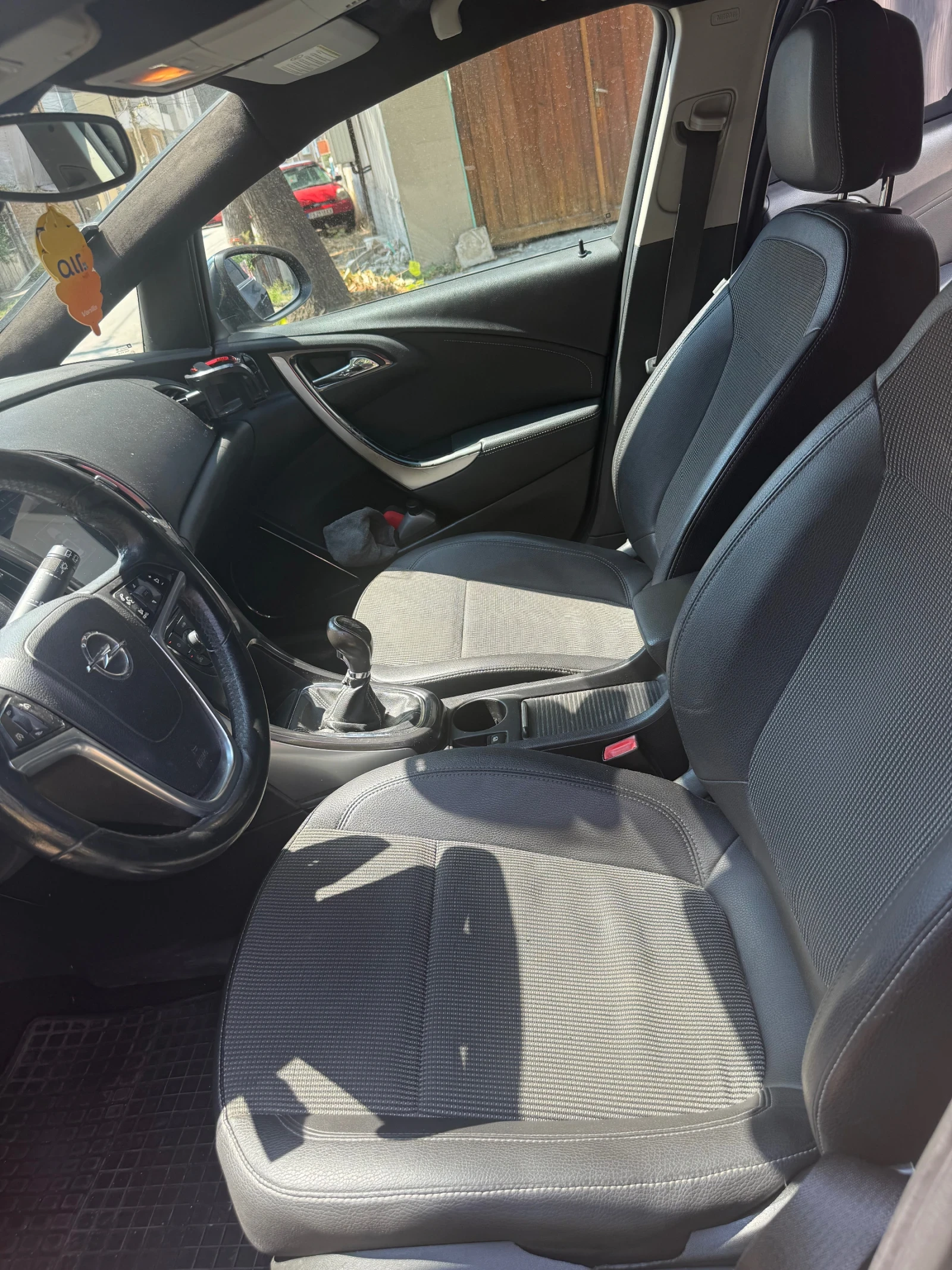Opel Astra Колата е в перфектно състояния .Нов съединител .Но, снимка 10 - Автомобили и джипове - 56058870
