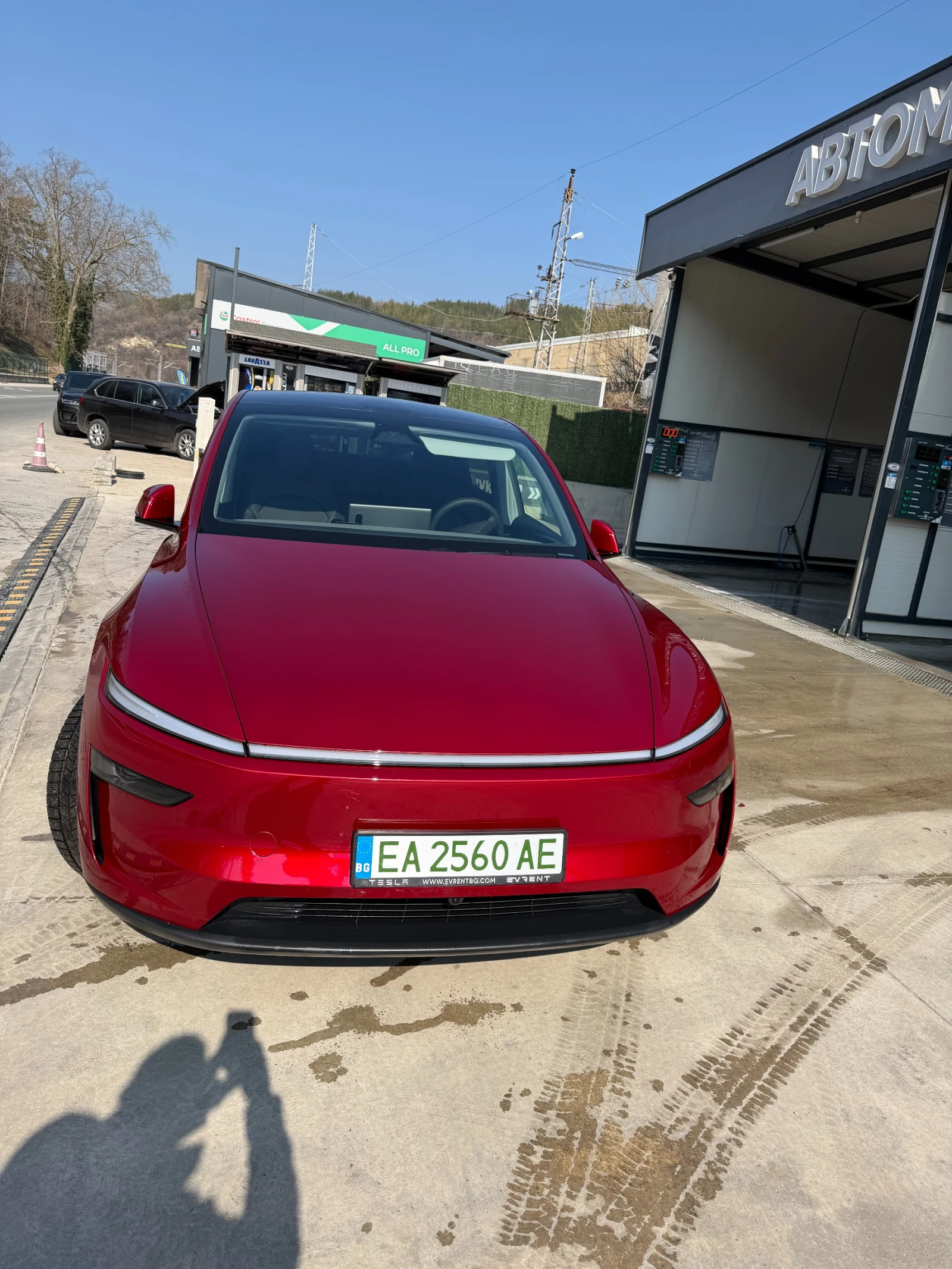 Tesla Model Y Juniper Long Range 4x4 Acceleration boost , снимка 6 - Автомобили и джипове - 56460291