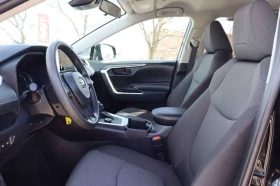 Toyota Rav4 2.5L Hybrid LE | , снимка 7