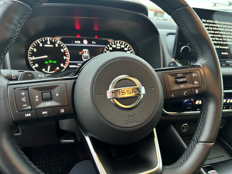 Nissan Qashqai 1.3 DDT N-Connecta A/T, снимка 5 - Автомобили и джипове - 52750142