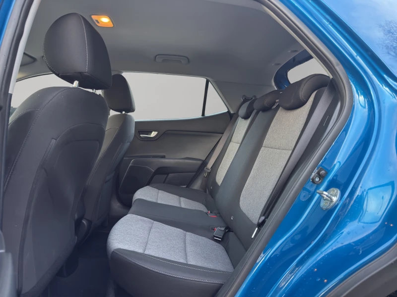 Kia Stonic 1.0 i , снимка 14 - Автомобили и джипове - 52815087