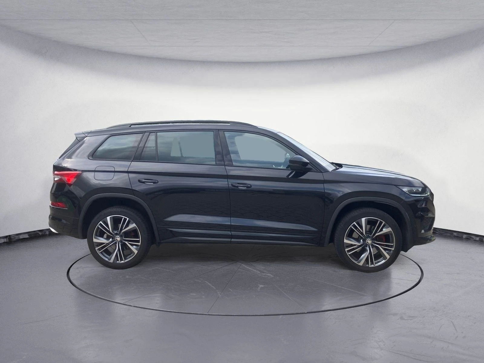 Skoda Kodiaq RS* 2.0 TSI* 4x4* DSG* DISTR* KEYLESS*  - изображение 3
