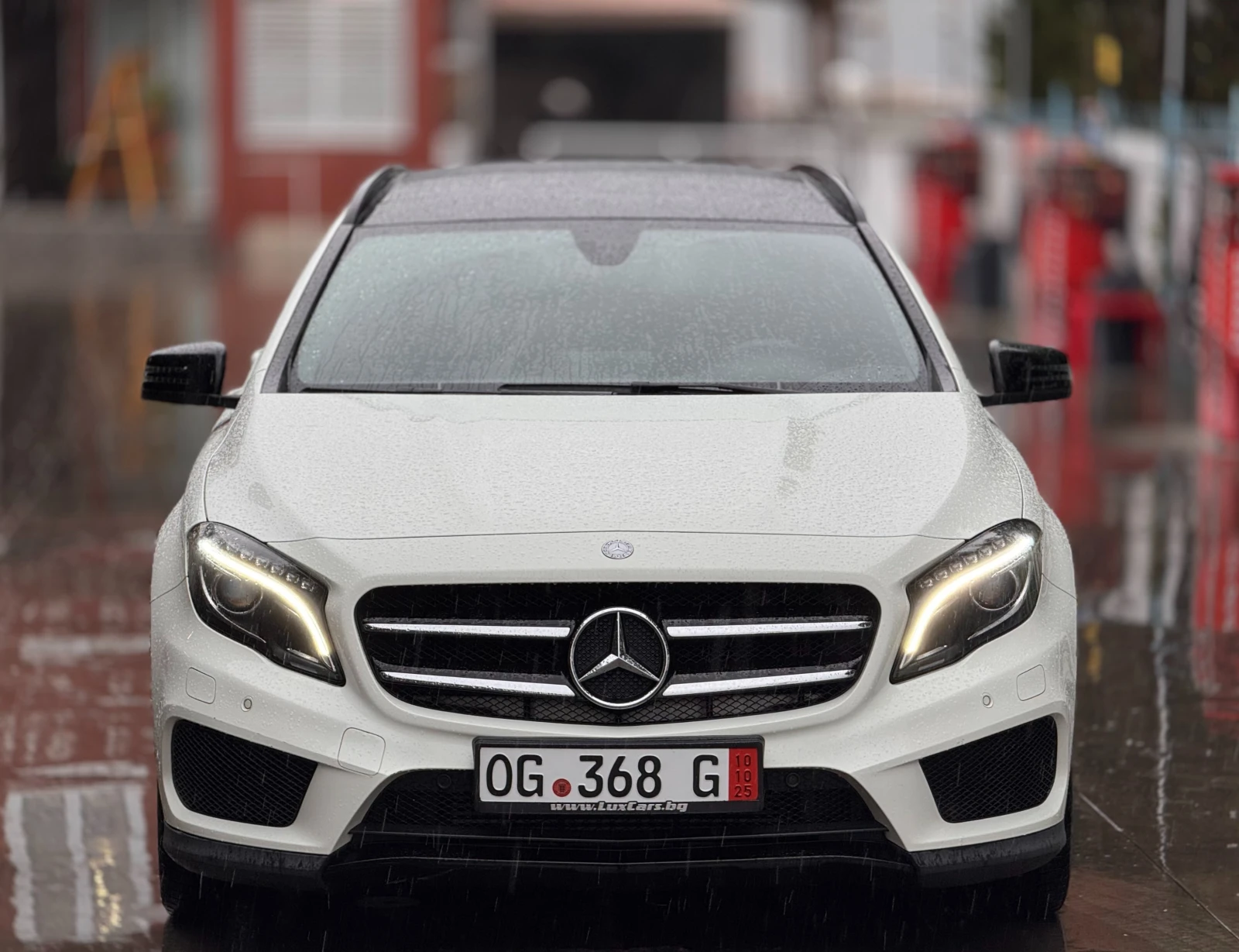 Mercedes-Benz GLA 220 - 4-matic - Amg - Panorama - Led - Navi - - изображение 6