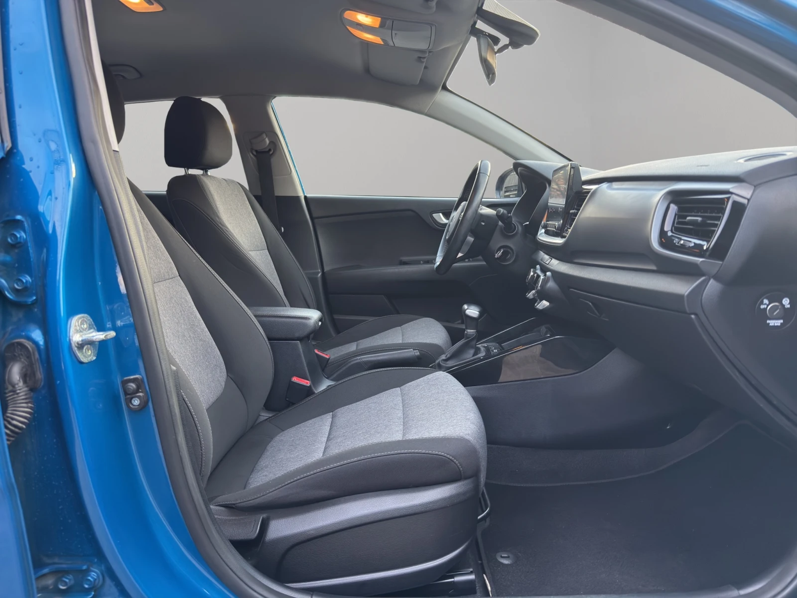 Kia Stonic 1.0 i  | Mobile.bg � ����������� 12