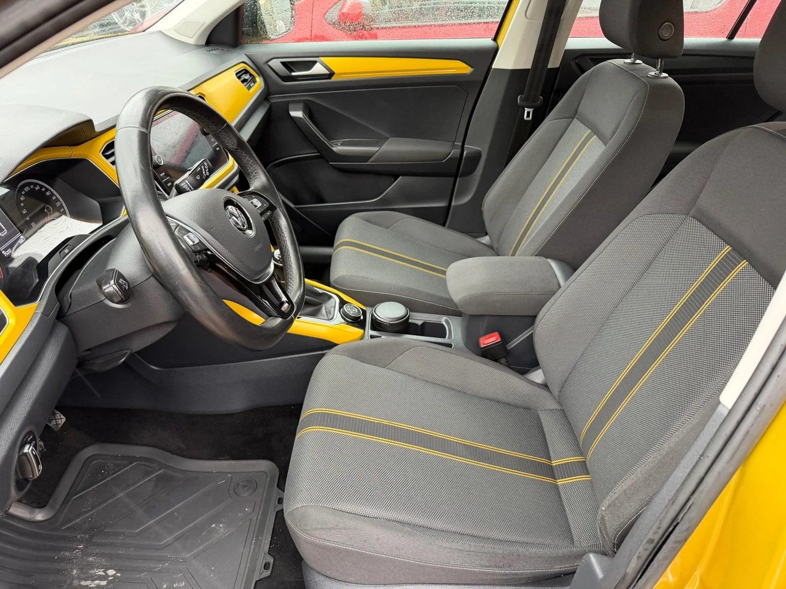 VW T-Roc 2.0d, 4-motion, снимка 12 - Автомобили и джипове - 54067968