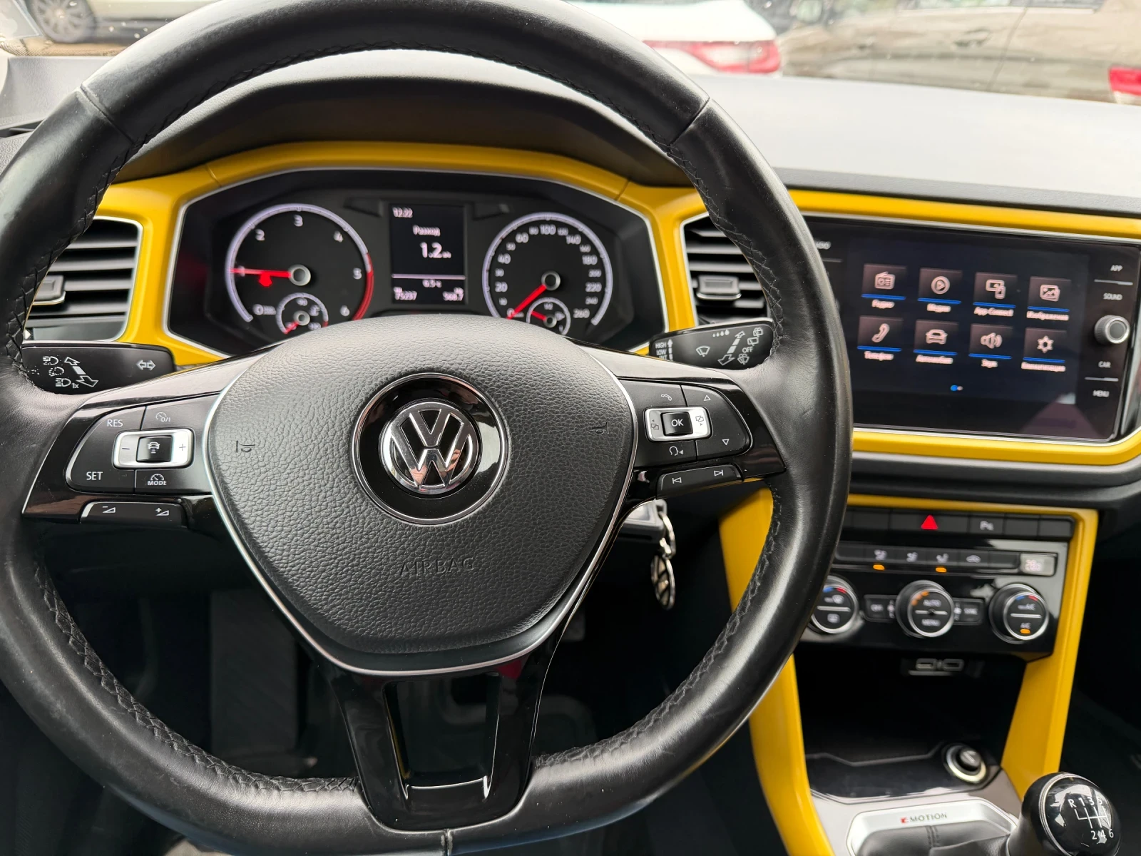 VW T-Roc 2.0d, 4-motion, снимка 7 - Автомобили и джипове - 54067968