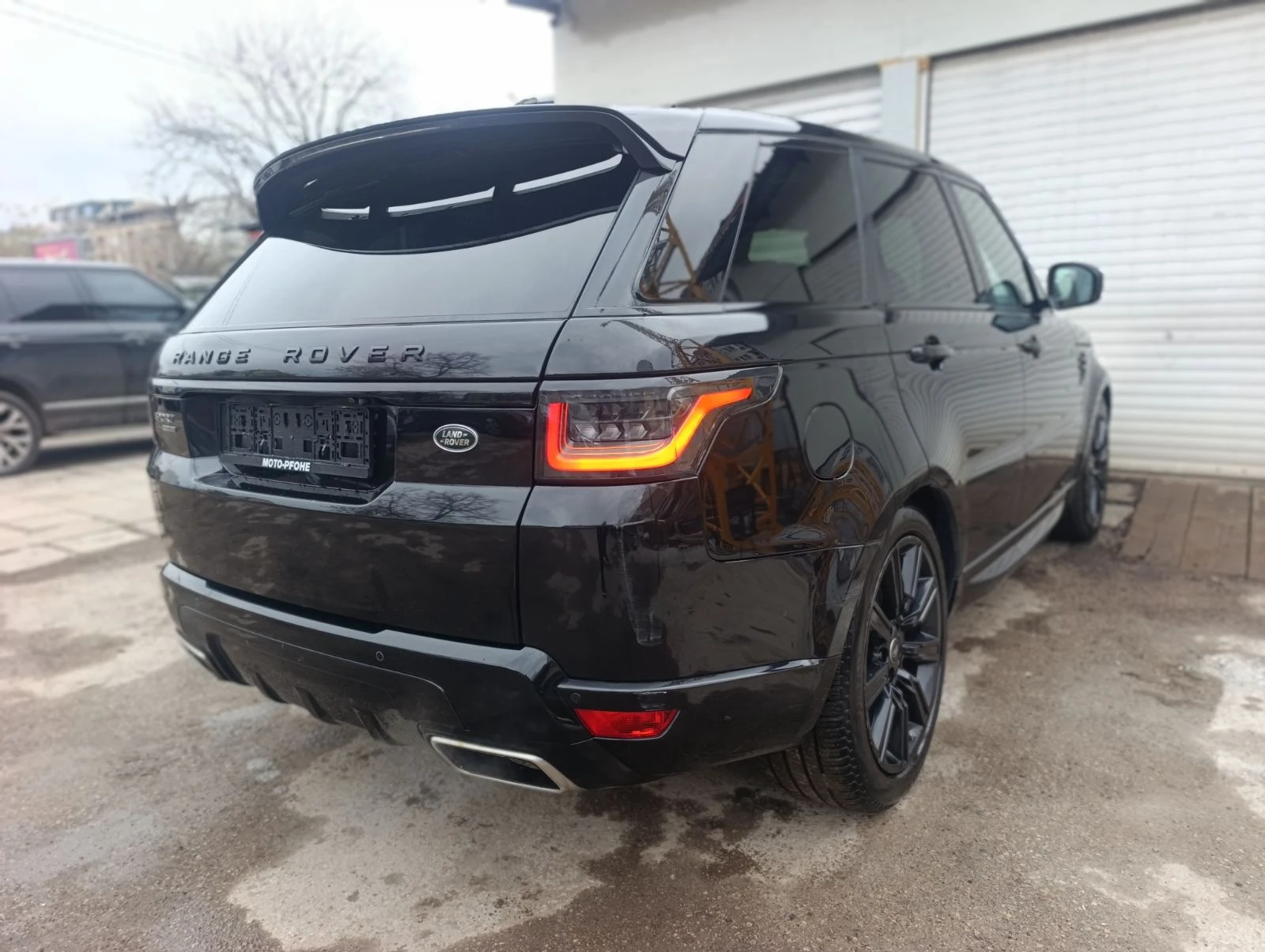 Land Rover Range Rover Sport 3.0 HSE Dynamic/Matrix /Pano, снимка 8 - Автомобили и джипове - 54166192