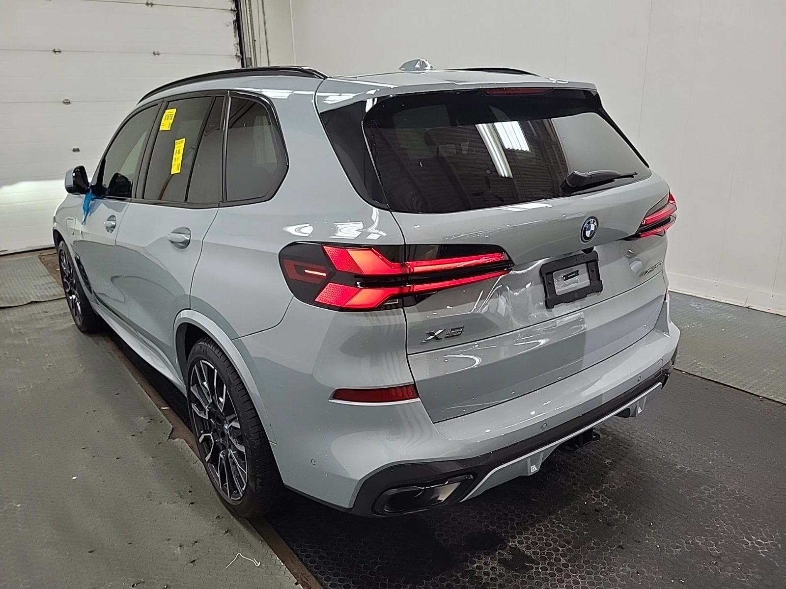 BMW X5 XDRIVE50E * CARFAX * АВТО КРЕДИТ * Цена до БГ * , снимка 5 - Автомобили и джипове - 54512915