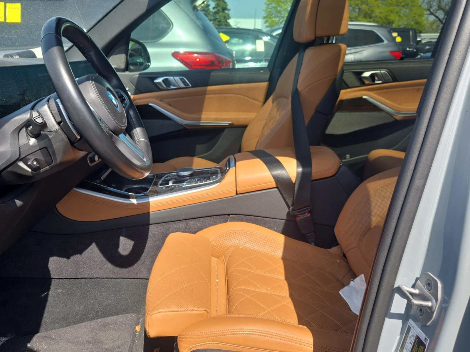 BMW X5 XDRIVE50E * CARFAX * АВТО КРЕДИТ * Цена до БГ * , снимка 8 - Автомобили и джипове - 54512915