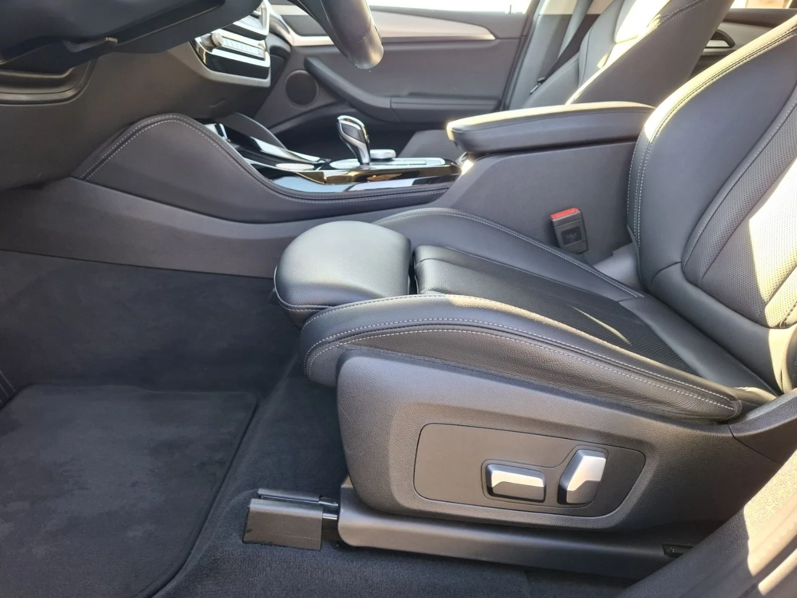 BMW X4 xDrive30d, снимка 11 - Автомобили и джипове - 54600133