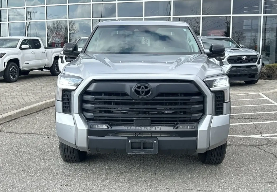 Toyota Tundra CREWMAX | LIMITED | LONG BED | DISTR , снимка 3 - Автомобили и джипове - 54718108