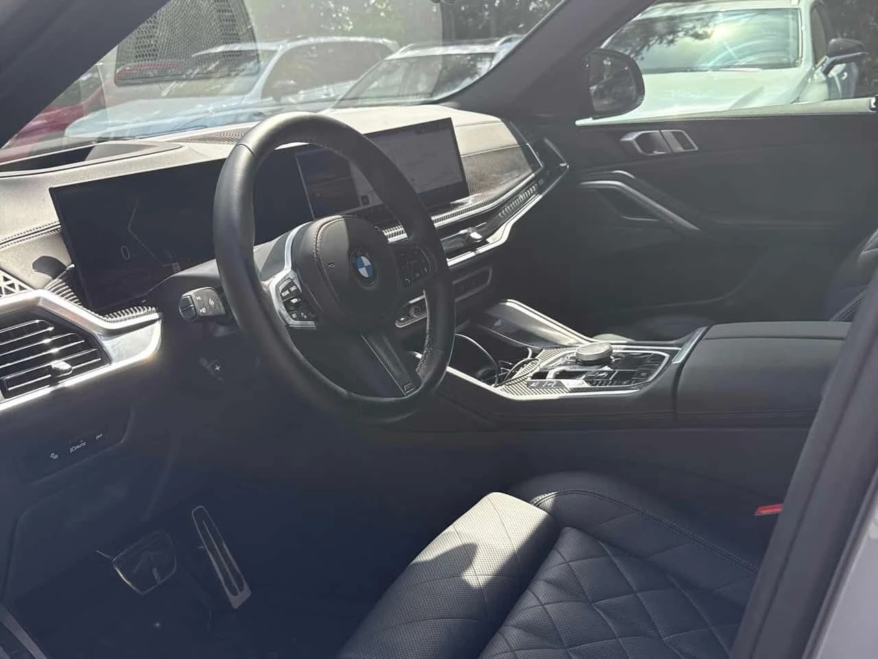 BMW X6 * xDrive40i * ОБДУХВАНЕ * ДИСТРОНИК * 360 * H/K, снимка 5 - Автомобили и джипове - 54840938