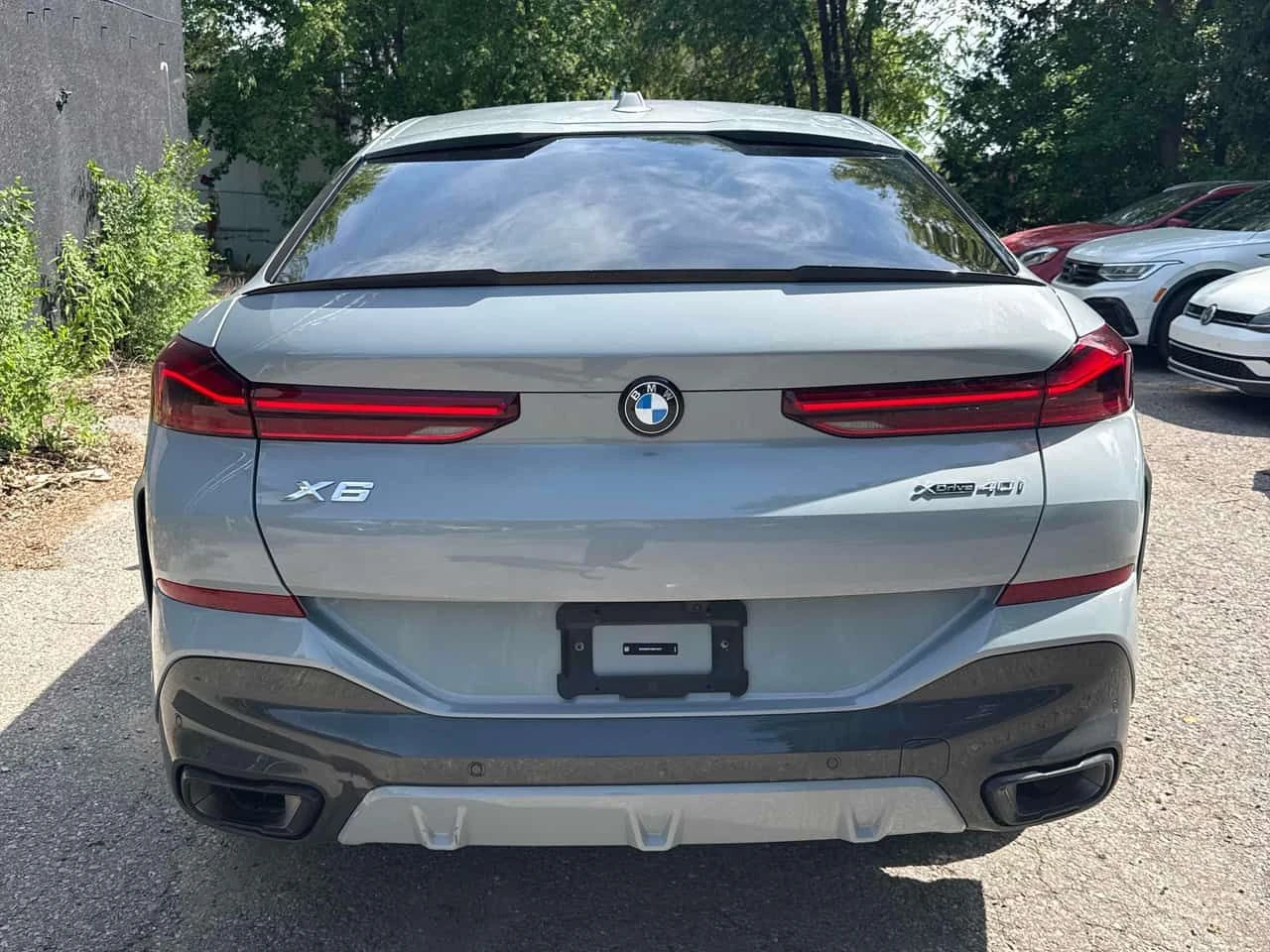 BMW X6 * xDrive40i * ОБДУХВАНЕ * ДИСТРОНИК * 360 * H/K, снимка 4 - Автомобили и джипове - 54840938