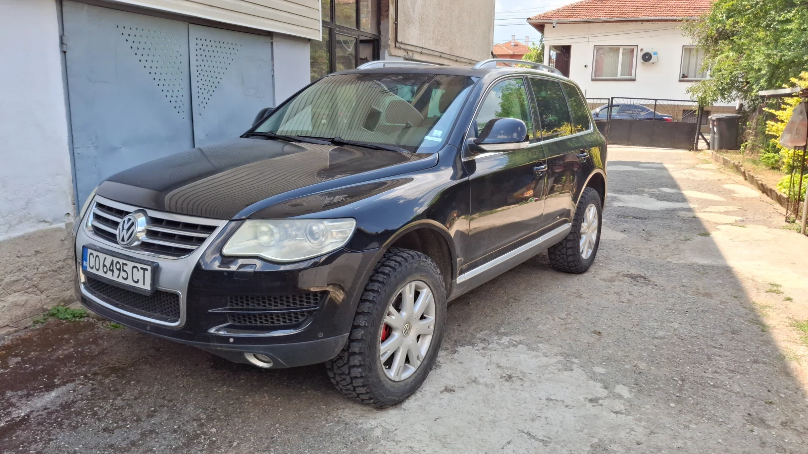 VW Touareg, снимка 3 - Автомобили и джипове - 56409356