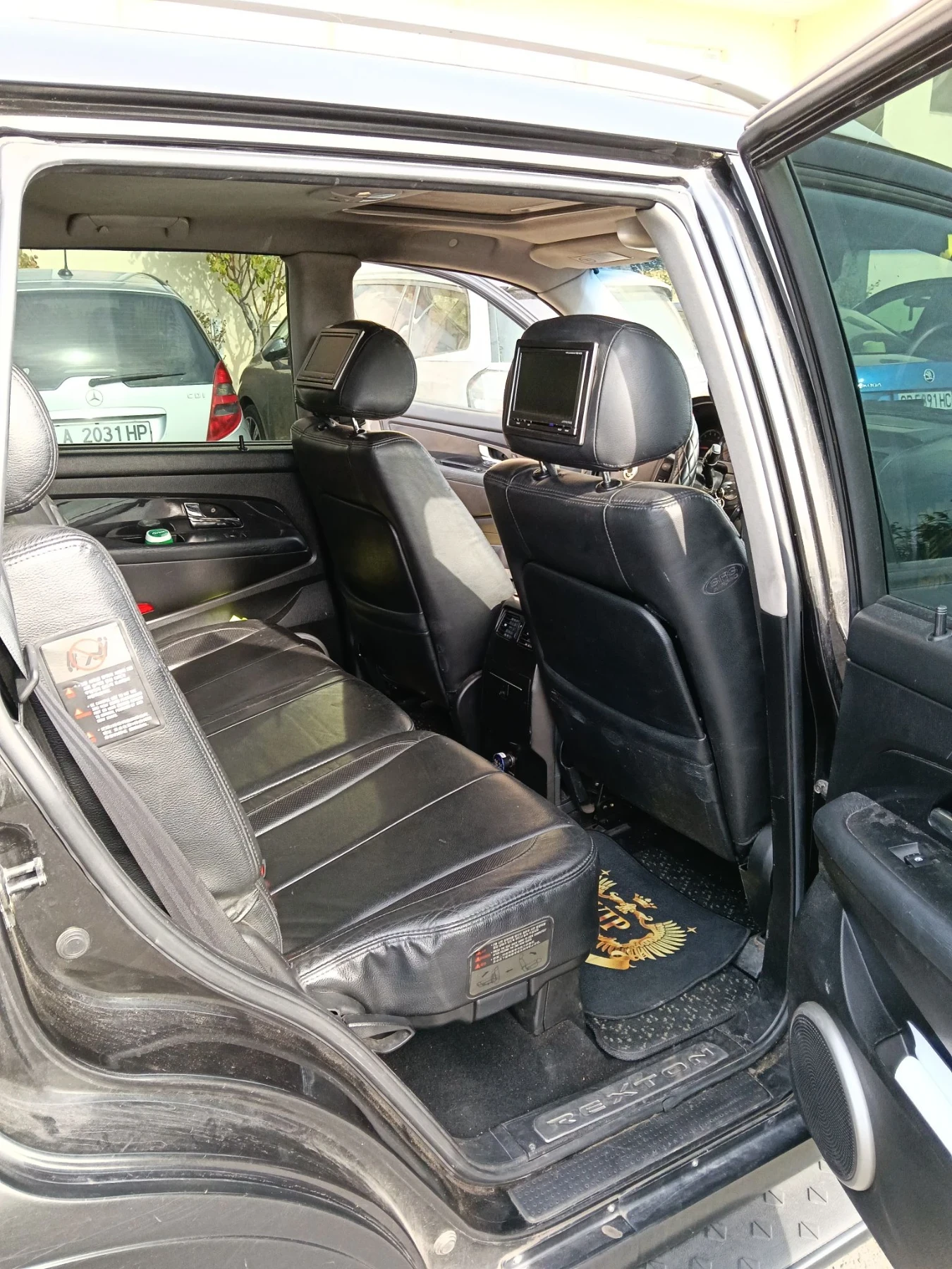 SsangYong Rexton, снимка 6 - Автомобили и джипове - 56430342